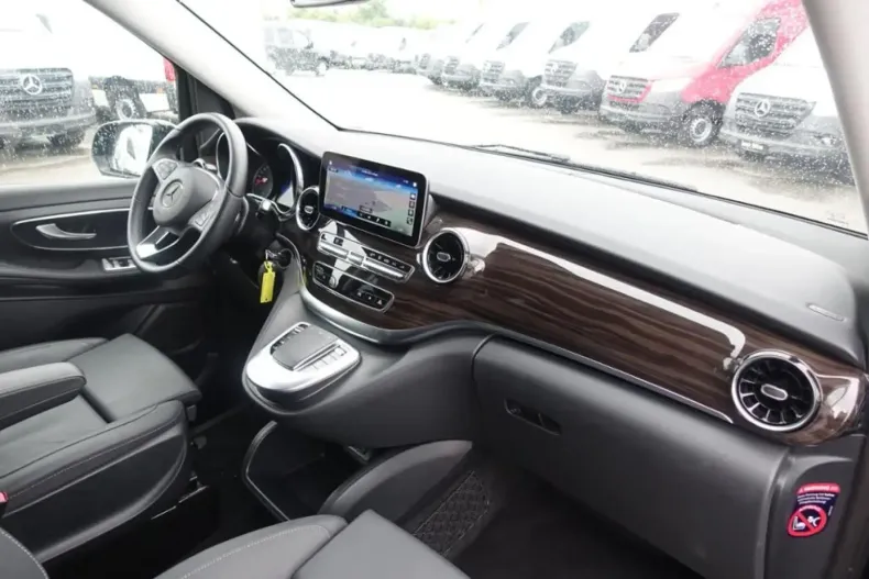 Mercedes-Benz V 300 din 2023 cu 34.983 km - oferta MER145635 - foto 6