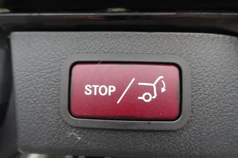 Mercedes-Benz V 300 din 2023 cu 34.983 km - oferta MER145635 - foto 15