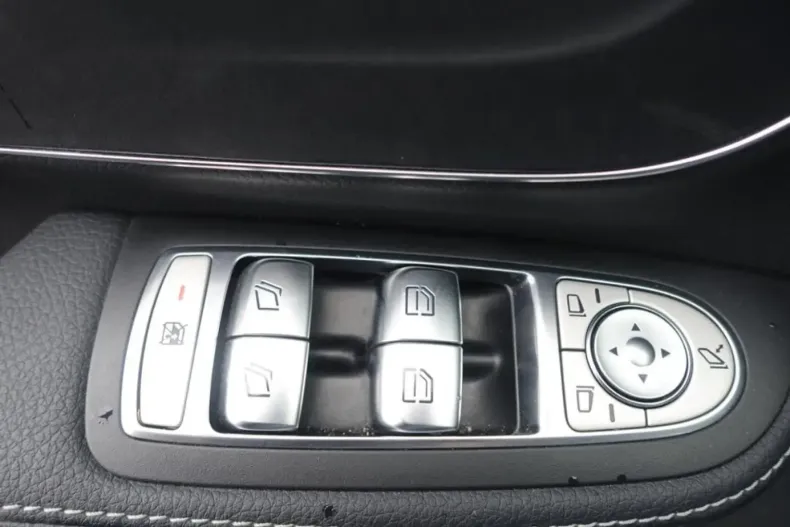 Mercedes-Benz V 300 din 2023 cu 34.983 km - oferta MER145635 - foto 16