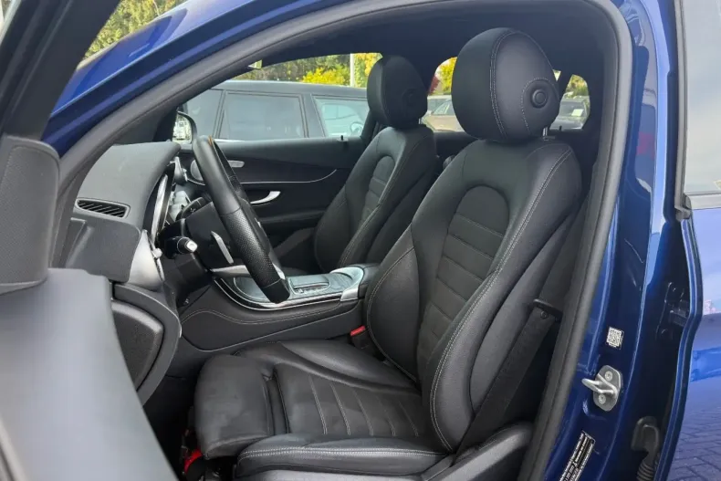 Mercedes-Benz GLC 300 din 2020 cu 78.900 km - oferta MER145642 - foto 11