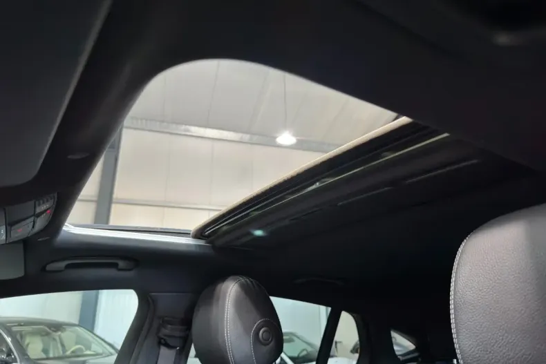 Mercedes-Benz GLC 300 din 2021 cu 133.400 km - oferta MER145644 - foto 9