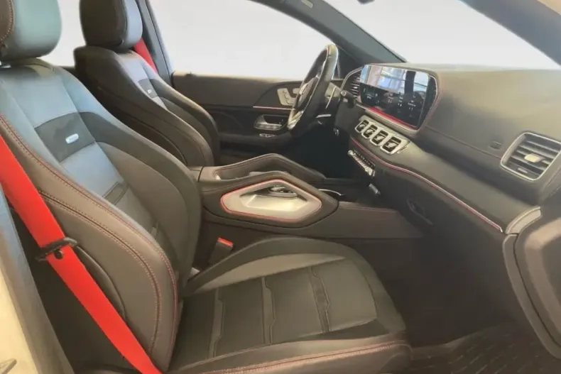 Mercedes-Benz GLE 53 AMG din 2022 cu 49.106 km - oferta MER145649 - foto 9