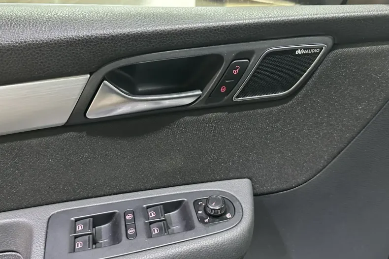 Volkswagen Sharan din 2020 cu 82.097 km - oferta VOL145674 - foto 11