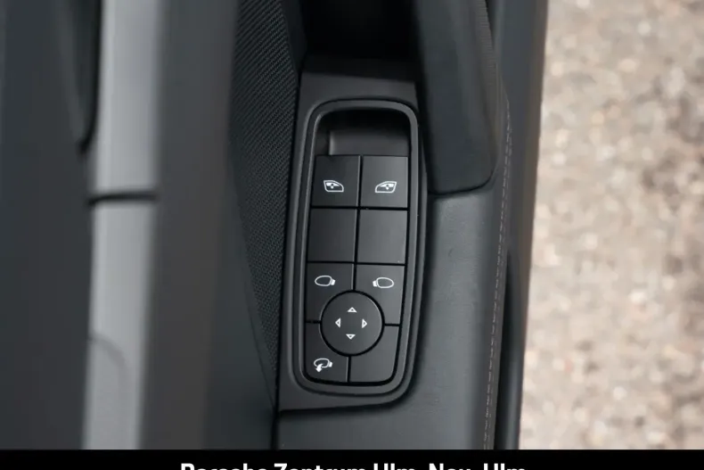 Porsche 992 din 2024 cu 14.200 km - oferta POR145686 - foto 21