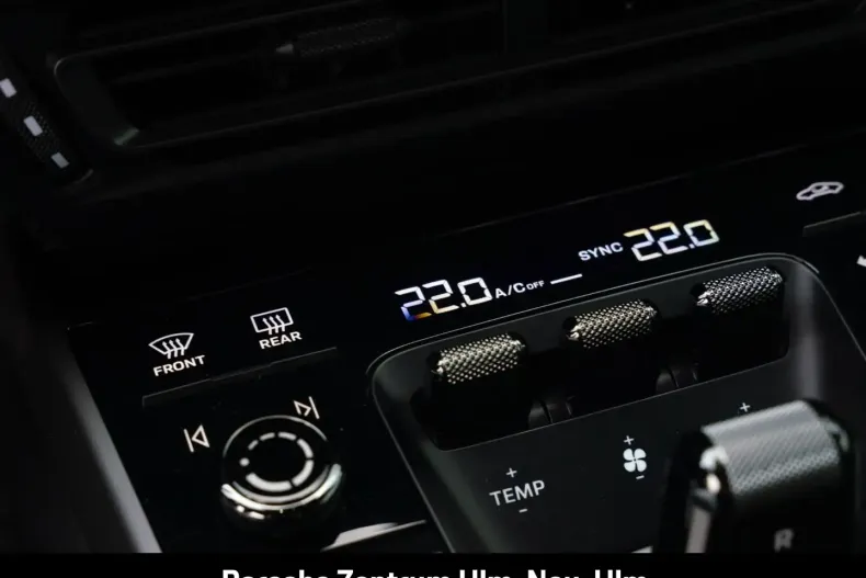 Porsche 992 din 2024 cu 14.200 km - oferta POR145686 - foto 28