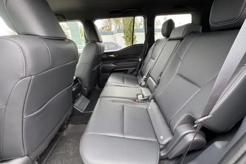 Toyota Land Cruiser din 2024 cu 13.455 km - oferta TOY145690 - foto 22