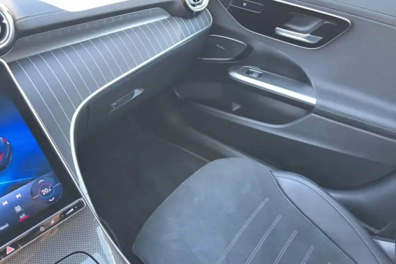 Mercedes-Benz C 300 din 2022 cu 53.900 km - oferta MER145705 - foto 25