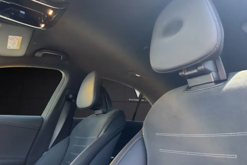 Mercedes-Benz C 300 din 2022 cu 53.900 km - oferta MER145705 - foto 26