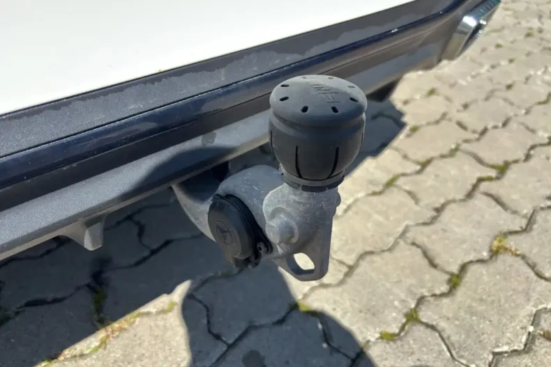 Mercedes-Benz C 300 din 2022 cu 53.900 km - oferta MER145705 - foto 30