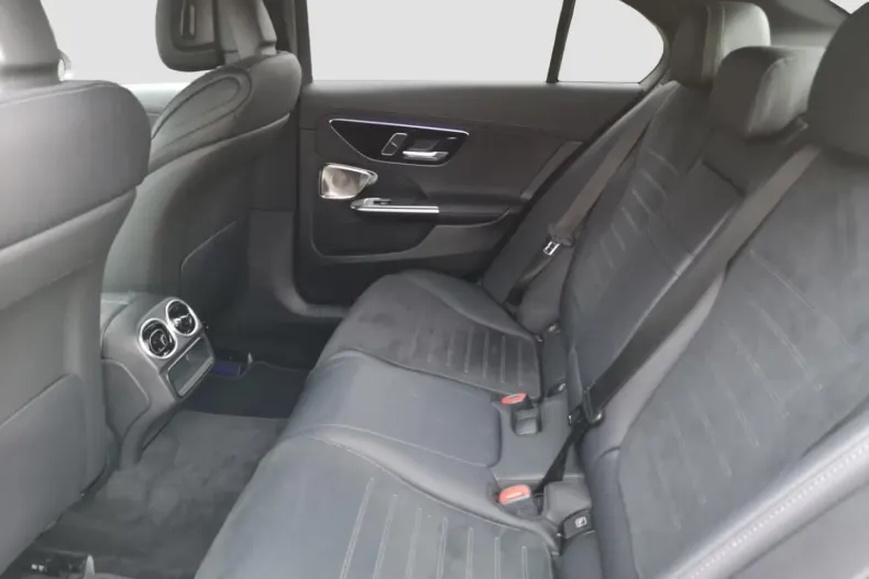 Mercedes-Benz C 300 din 2023 cu 80.300 km - oferta MER145706 - foto 16