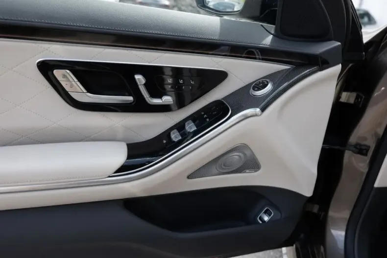 Mercedes-Benz S 450 din 2024 cu 9.987 km - oferta MER145710 - foto 20