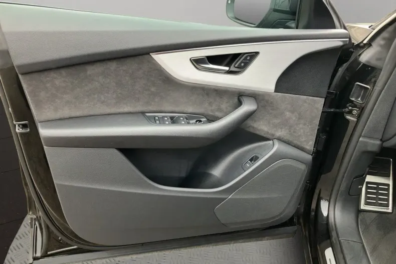 Audi Q8 din 2022 cu 26.500 km - oferta AUD145719 - foto 10