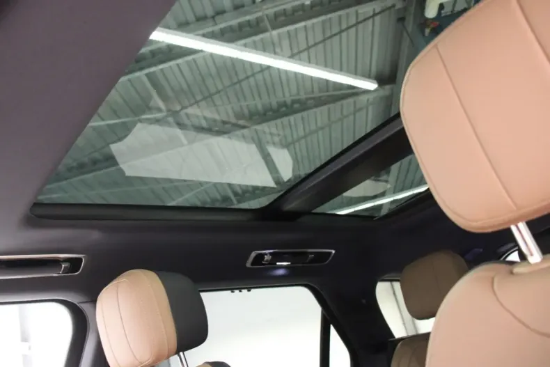 Land Rover Range Rover Sport din 2024 cu 18.450 km - oferta LAN145720 - foto 10