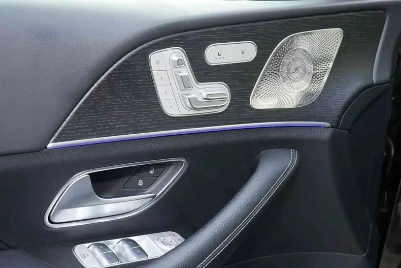 Mercedes-Benz GLE 300 din 2024 cu 50.885 km - oferta MER145742 - foto 9