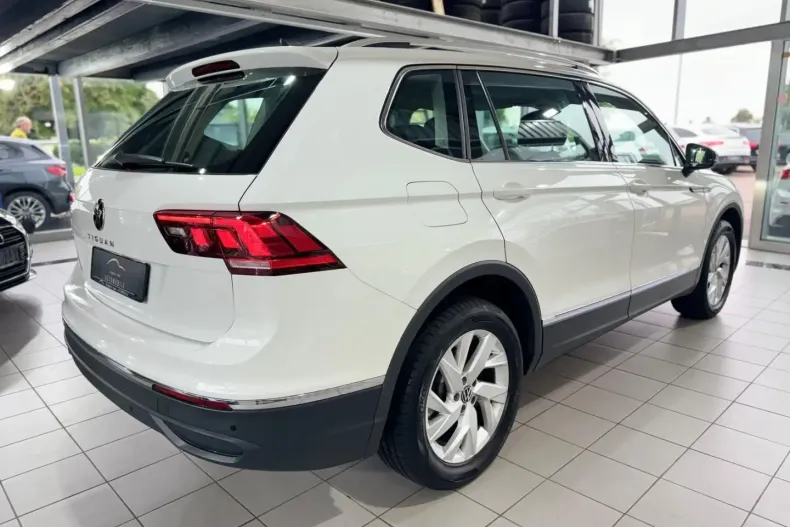 Volkswagen Tiguan Allspace din 2022 cu 81.300 km - oferta VOL145743 - foto 8