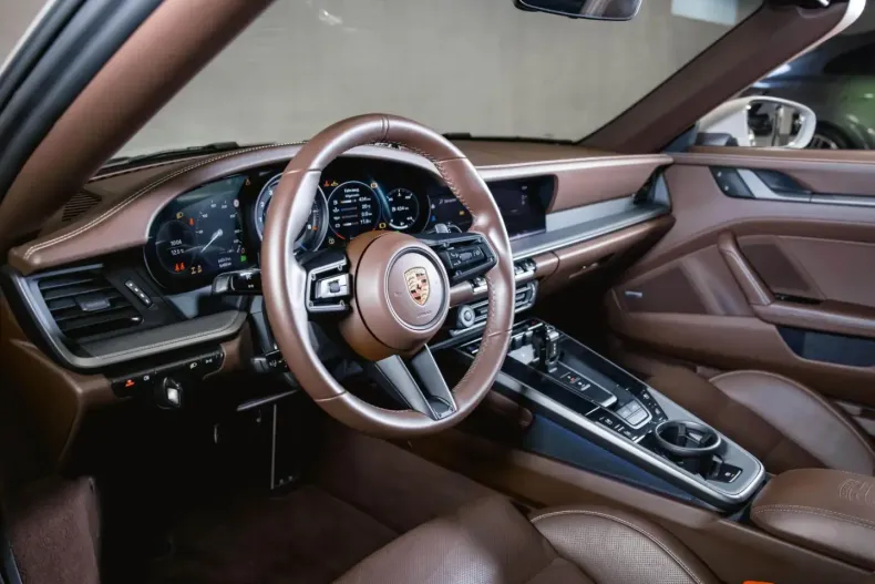 Porsche 992 din 2024 cu 16.700 km - oferta POR145748 - foto 17