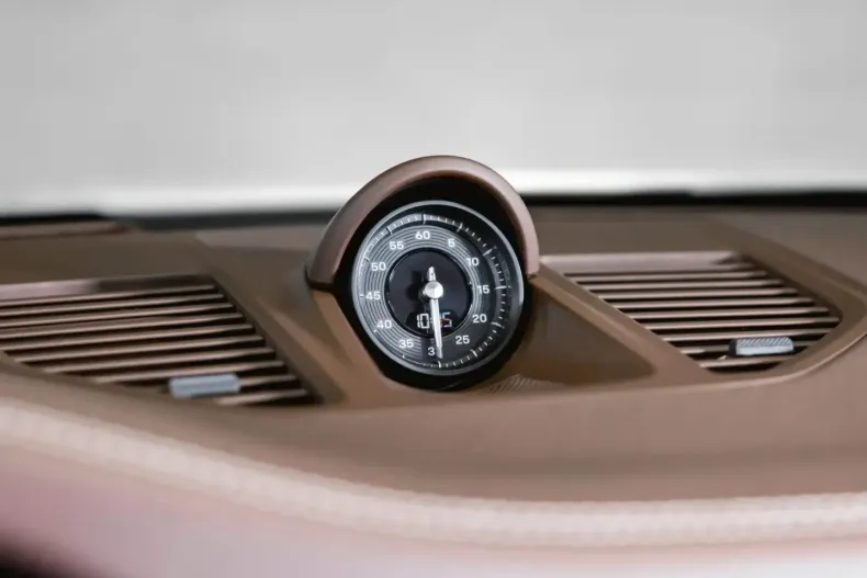 Porsche 992 din 2024 cu 16.700 km - oferta POR145748 - foto 31