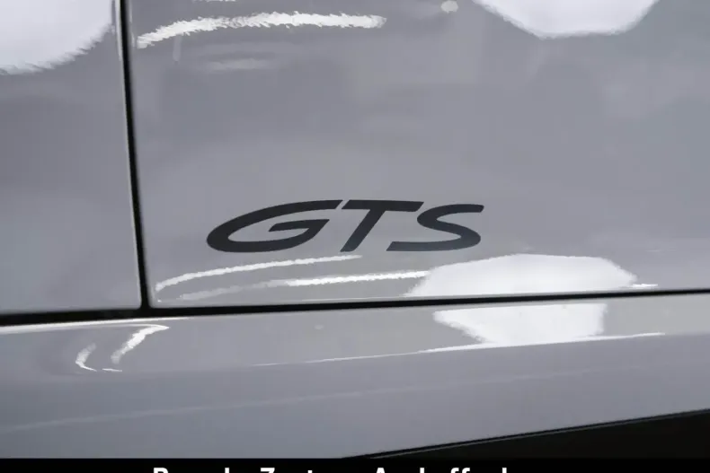 Porsche 992 din 2023 cu 10.500 km - oferta POR145750 - foto 11