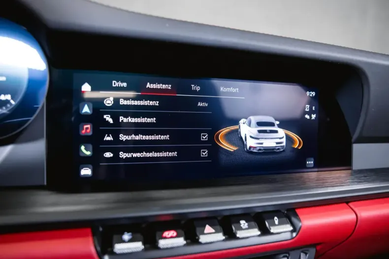 Porsche 992 din 2023 cu 10.500 km - oferta POR145750 - foto 35