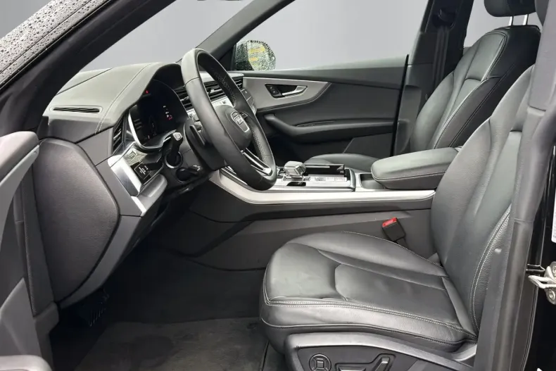 Audi Q8 din 2025 cu 22.434 km - oferta AUD145759 - foto 6