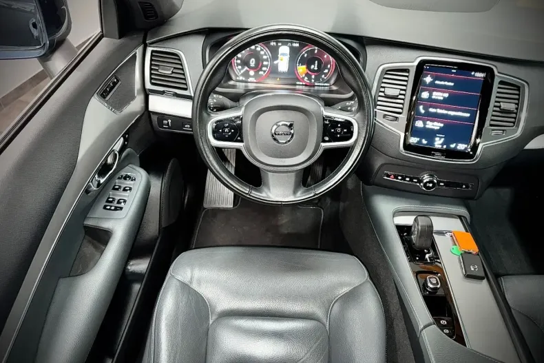 Volvo XC90 din 2022 cu 83.450 km - oferta VOL145760 - foto 10