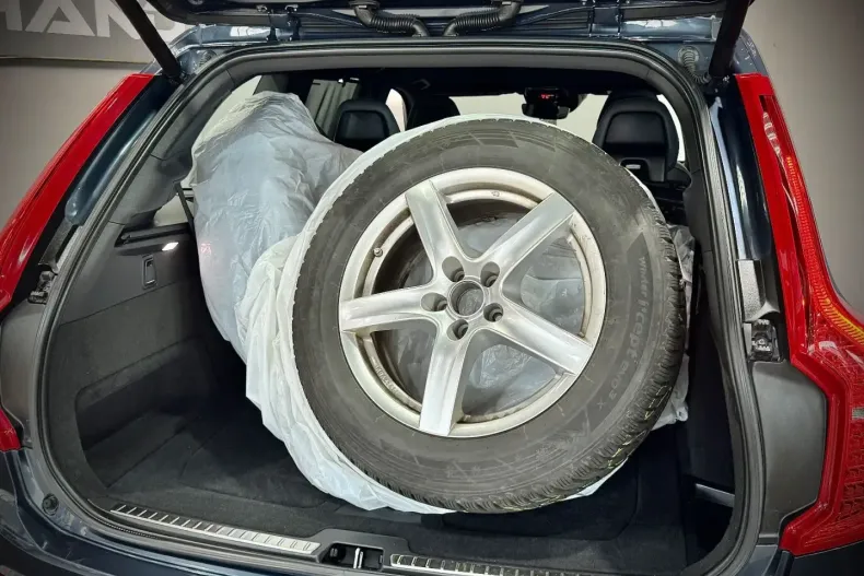 Volvo XC90 din 2022 cu 83.450 km - oferta VOL145760 - foto 15