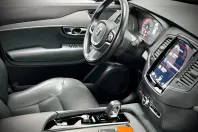 Volvo XC90 din 2022 cu 83.450 km - oferta VOL145760 - foto 22