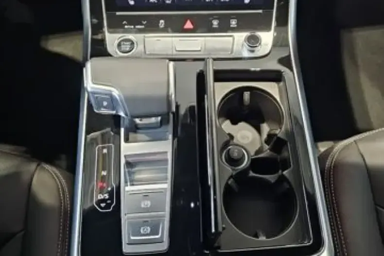 Audi Q8 din 2025 cu 27.053 km - oferta AUD145765 - foto 16