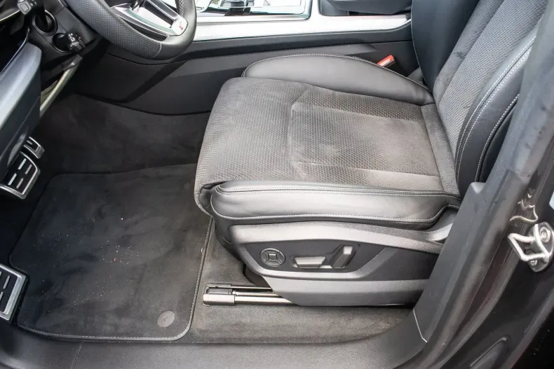 Audi Q8 din 2022 cu 69.764 km - oferta AUD145772 - foto 16