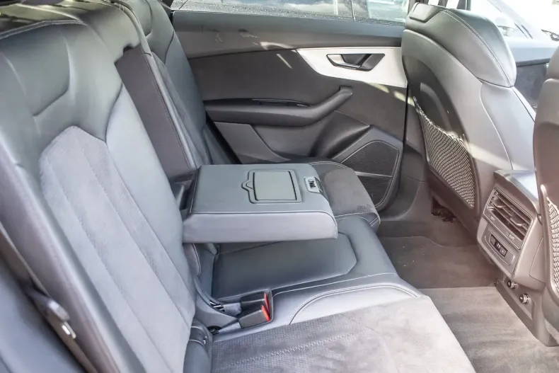 Audi Q8 din 2022 cu 69.764 km - oferta AUD145772 - foto 21