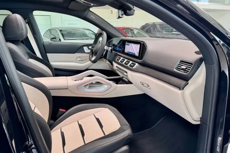 Mercedes-Benz GLE 63 AMG din 2024 cu 19.700 km - oferta MER145776 - foto 9