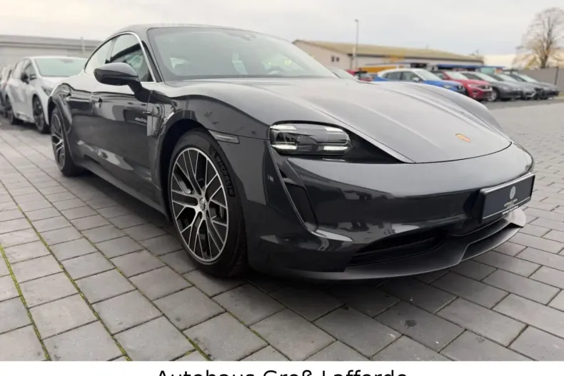 Porsche Taycan din 2022 cu 32.000 km - oferta POR145786 - foto 3