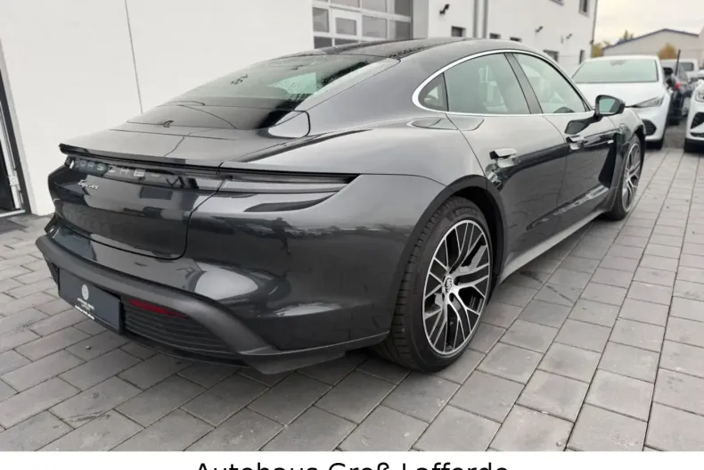 Porsche Taycan din 2022 cu 32.000 km - oferta POR145786 - foto 6