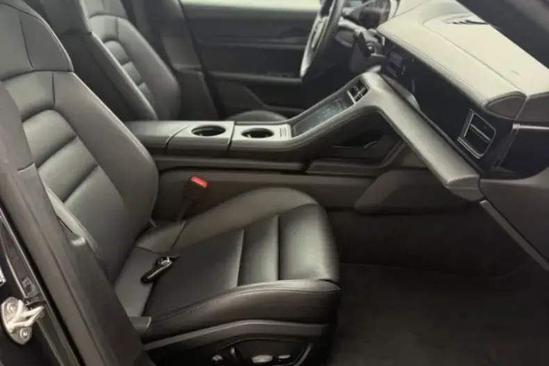 Porsche Taycan din 2022 cu 32.000 km - oferta POR145786 - foto 13