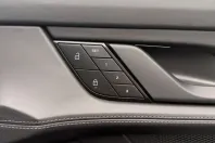 Porsche Taycan din 2022 cu 32.000 km - oferta POR145786 - foto 33