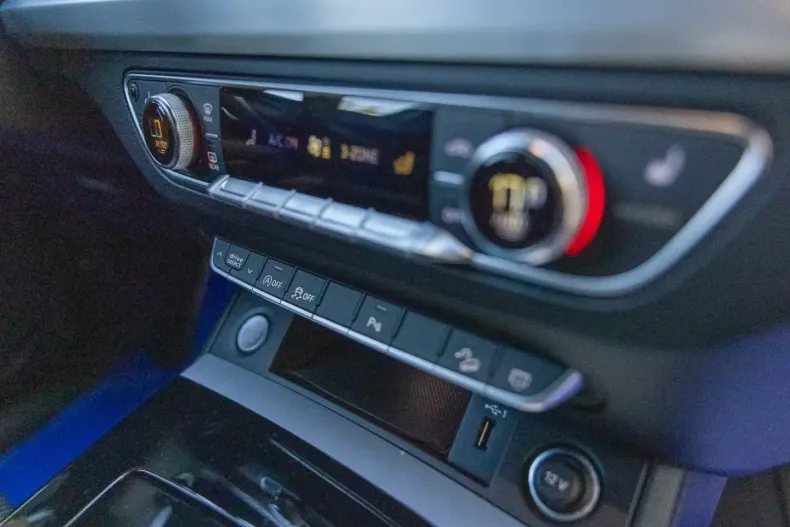 Audi Q5 din 2021 cu 39.662 km - oferta AUD145804 - foto 37