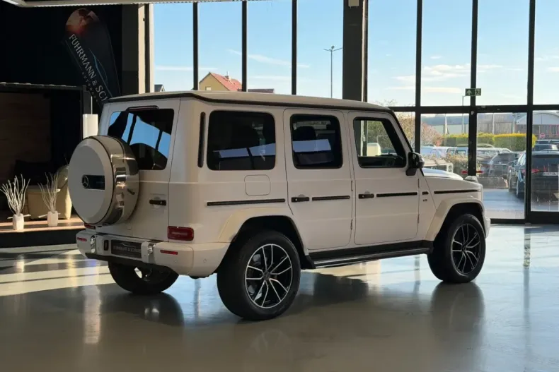 Mercedes-Benz G 500 din 2024 cu 3.890 km - oferta MER145806 - foto 9