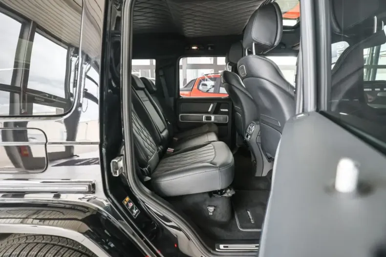 Mercedes-Benz G 500 din 2023 cu 9.987 km - oferta MER145810 - foto 4