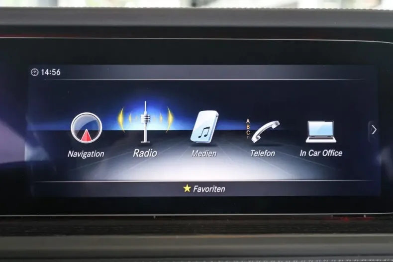 Mercedes-Benz G 500 din 2023 cu 9.987 km - oferta MER145810 - foto 10