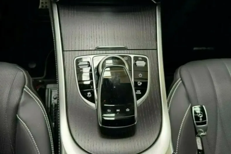 Mercedes-Benz G 500 din 2024 cu 6.704 km - oferta MER145812 - foto 13