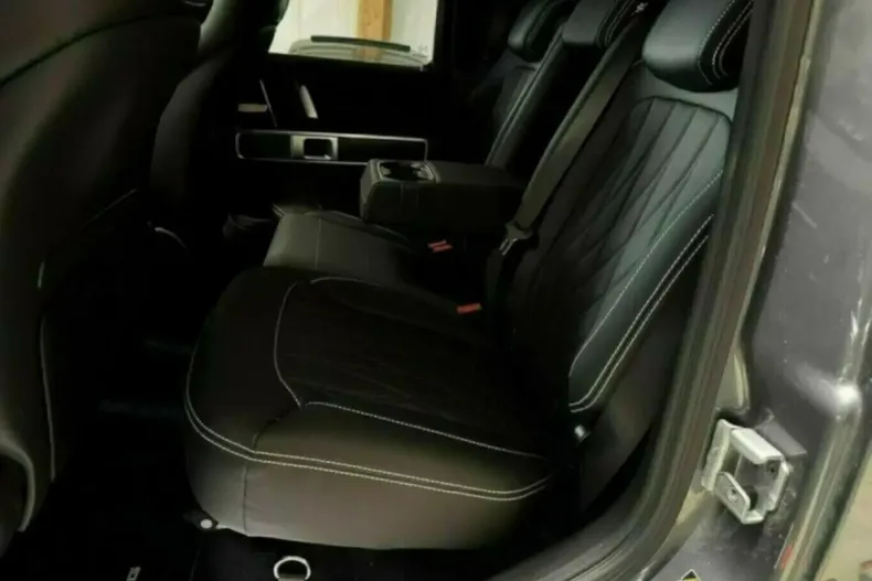 Mercedes-Benz G 500 din 2024 cu 6.704 km - oferta MER145812 - foto 18