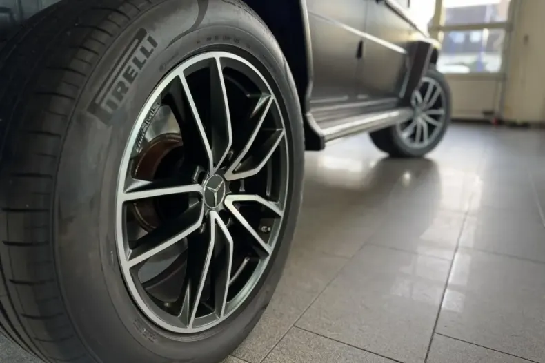 Mercedes-Benz G 500 din 2023 cu 24.757 km - oferta MER145818 - foto 8