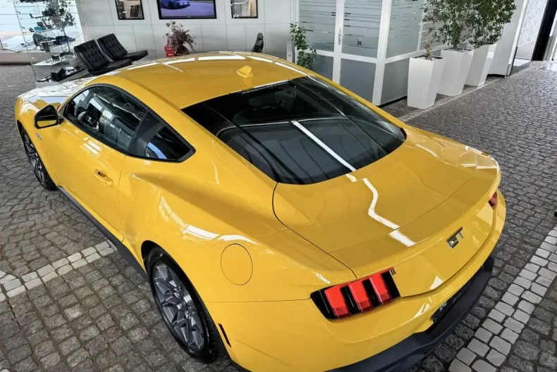 Ford Mustang din 2024 cu 10.836 km - oferta FOR145826 - foto 8