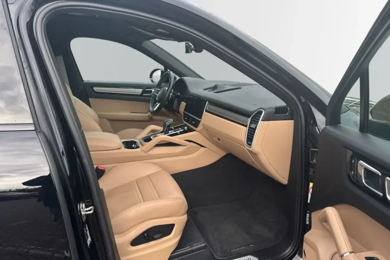 Porsche Cayenne din 2023 cu 31.000 km - oferta POR145847 - foto 9