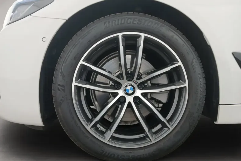 BMW 520 din 2022 cu 23.191 km - oferta BMW145865 - foto 6