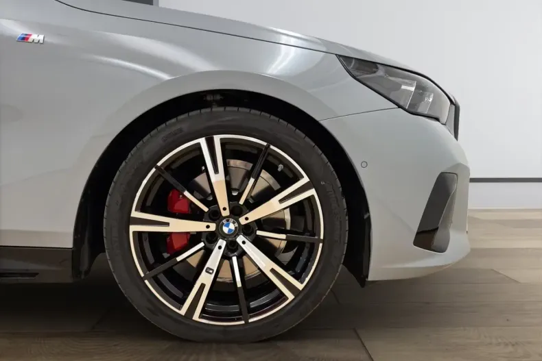 BMW 520 din 2025 cu 4.200 km - oferta BMW145869 - foto 4