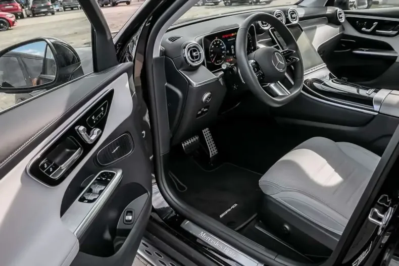 Mercedes-Benz GLC 300 din 2025 cu 12.284 km - oferta MER145874 - foto 9