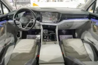 Volkswagen Touareg din 2021 cu 134.946 km - oferta VOL145892 - foto 17