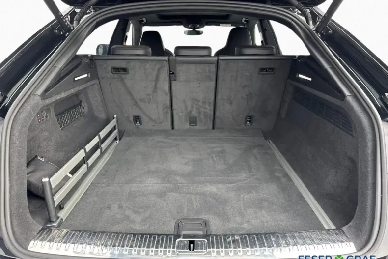 Audi Q8 din 2024 cu 11.200 km - oferta AUD145895 - foto 14