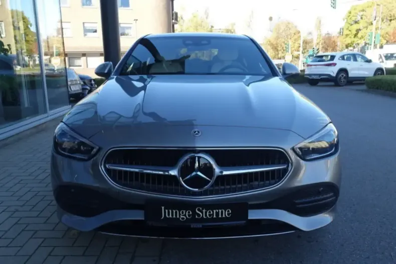 Mercedes-Benz C 300 din 2023 cu 14.250 km - oferta MER145896 - foto 3